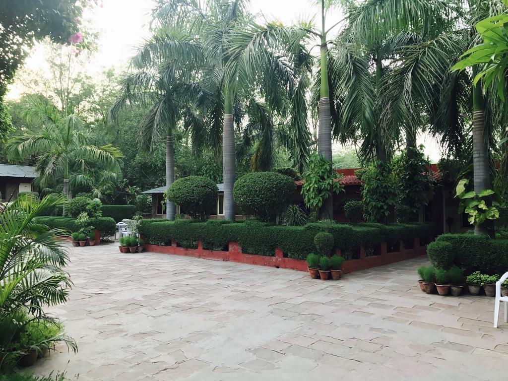 Hotel Sheela, 100M From Taj Mahal Agra  Exterior foto