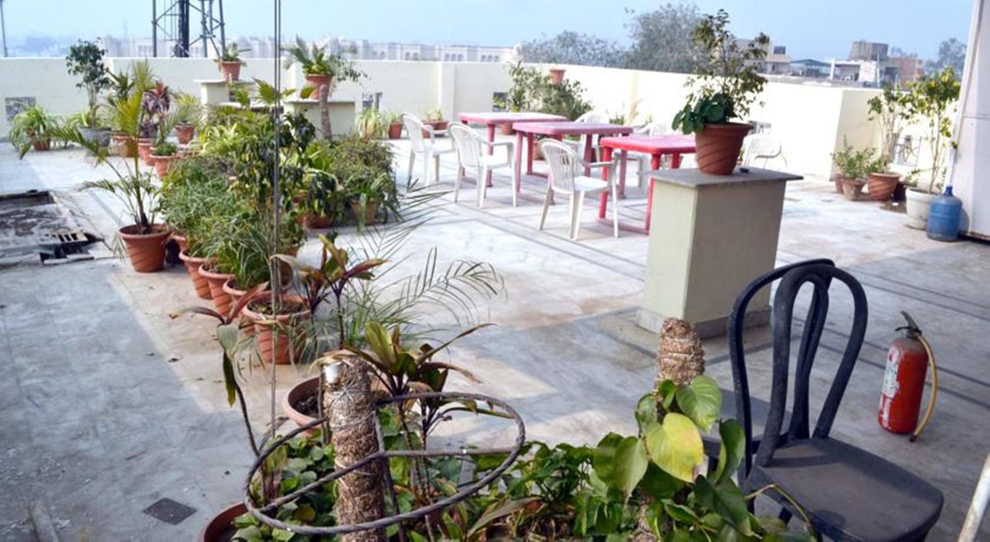 Hotel Sheela, 100M From Taj Mahal Agra  Exterior foto
