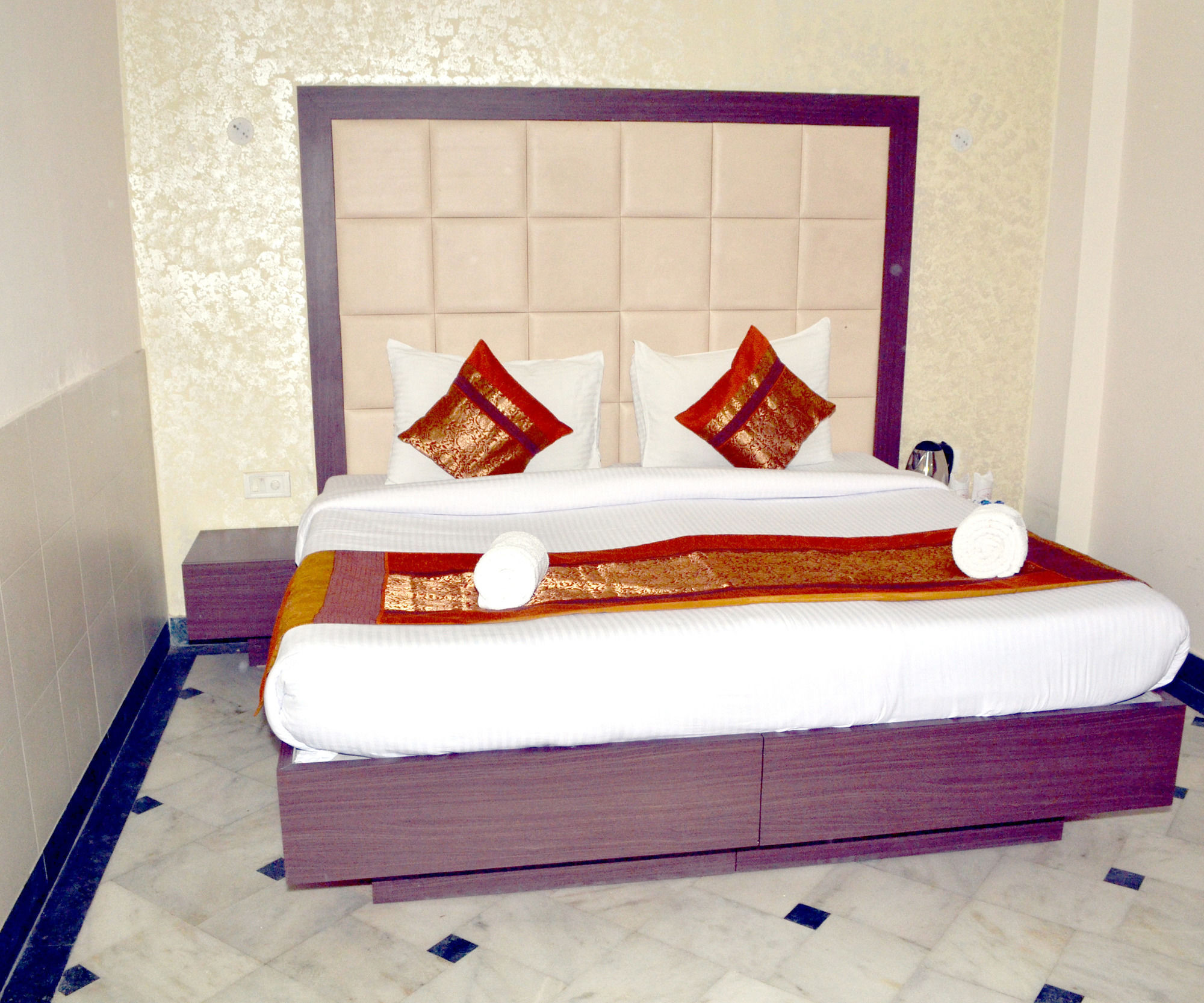Hotel Sheela, 100M From Taj Mahal Agra  Exterior foto
