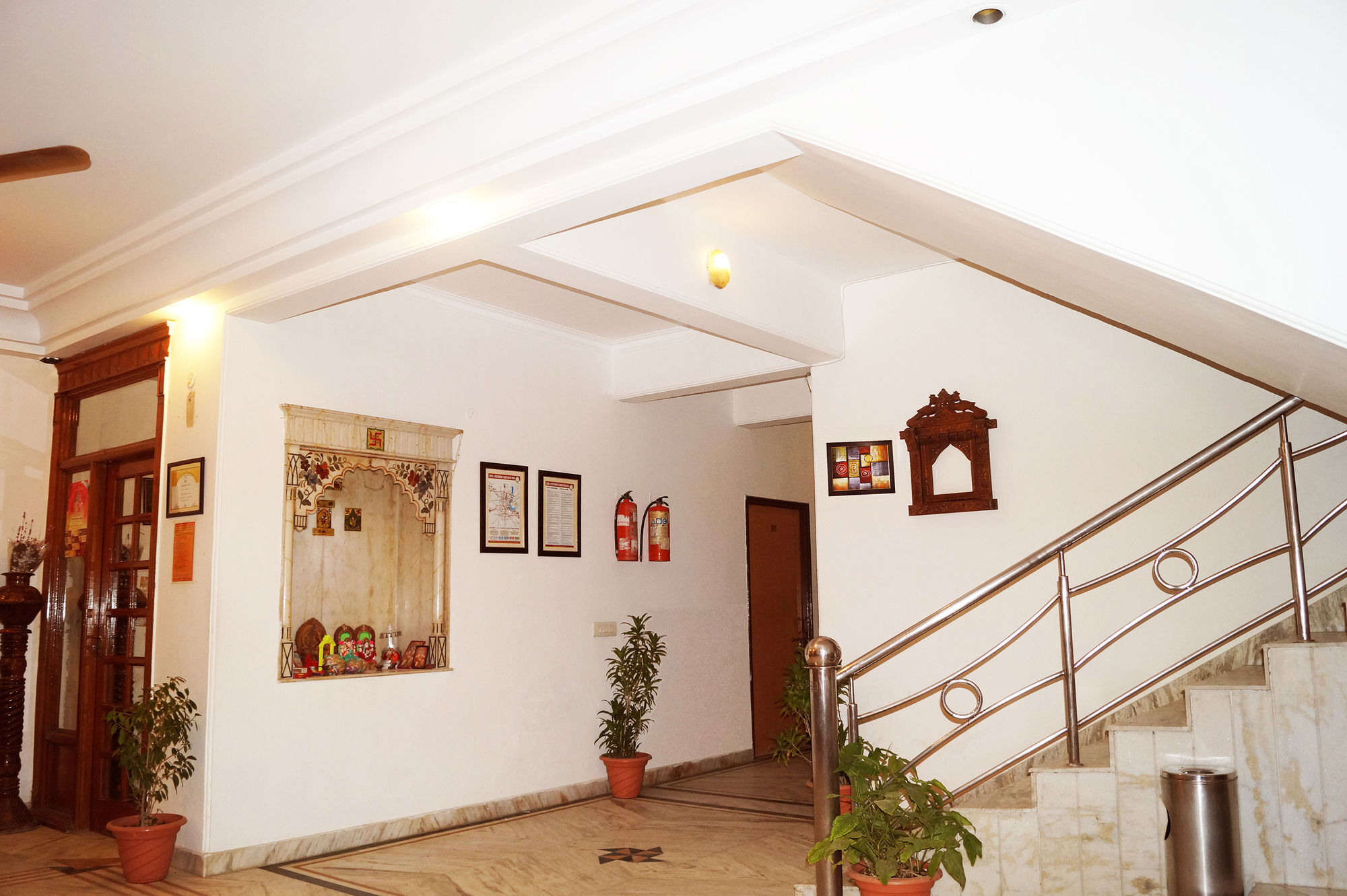 Hotel Sheela, 100M From Taj Mahal Agra  Exterior foto